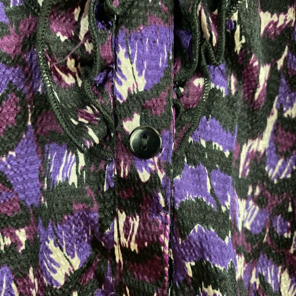 Lane Bryant purple button blouse with ruffles 1X - Picture 3 of 6